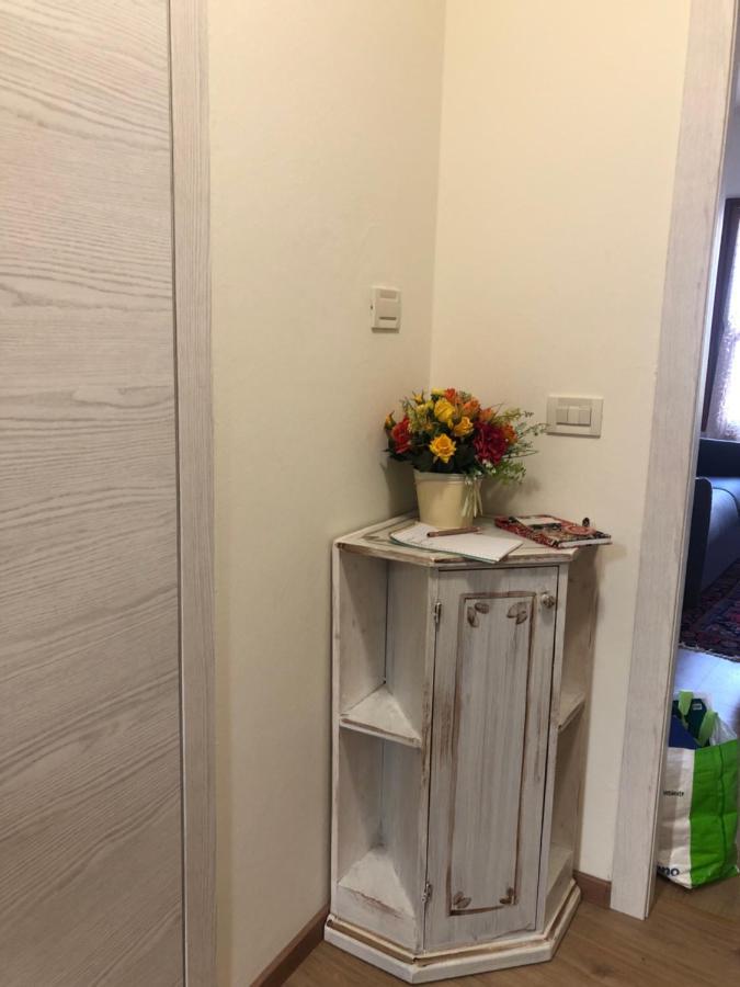 Casa Patrizia Apartment Torri Del Benaco Bagian luar foto